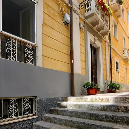 Kiristeva Casa Vacanze Centro Storico Sardegna Per Turismo Lavoro O Studio Apartment *