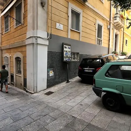Apartment Kiristeva Casa Vacanze Centro Storico Sardegna Per Turismo Lavoro O Studio
